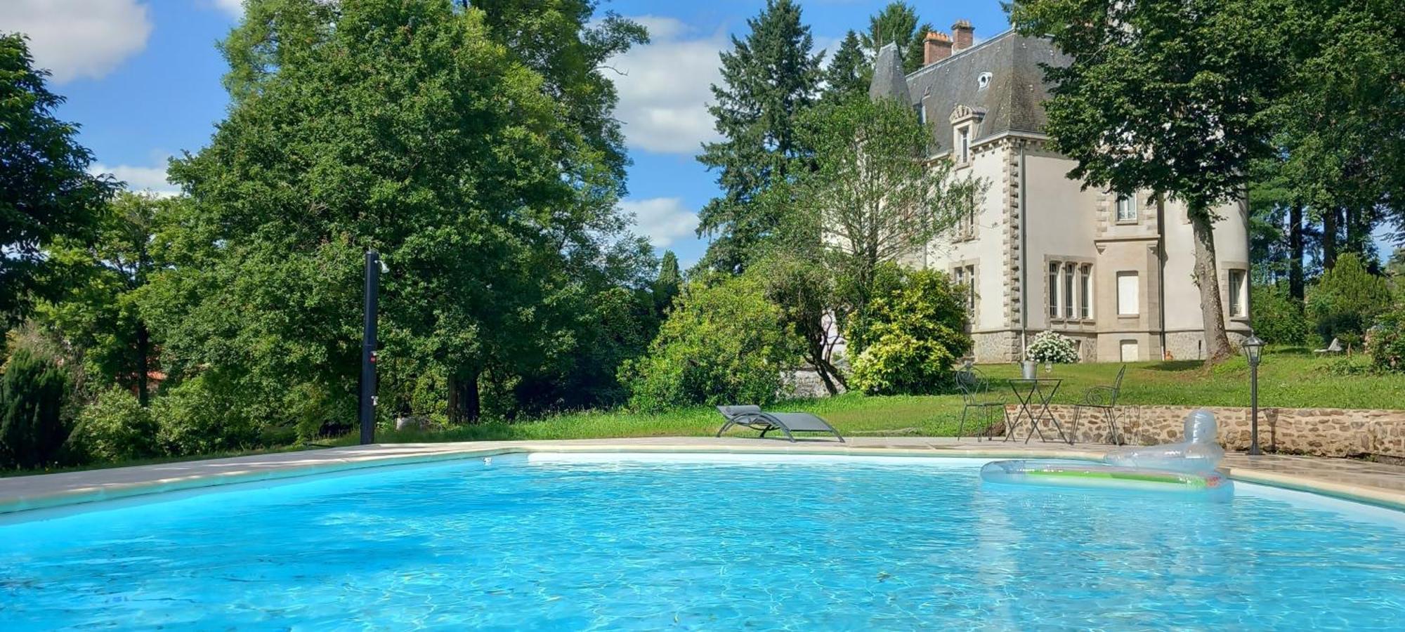 Chateau Maleplane Saint-Léonard-de-Noblat Exterior foto
